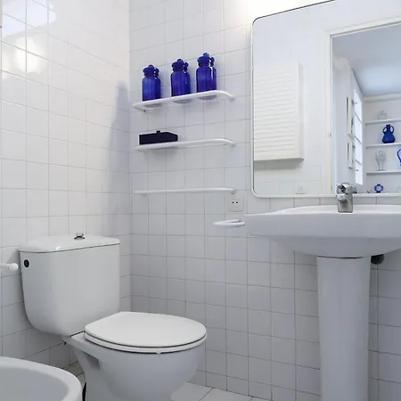 Uhc Piscis Apartment